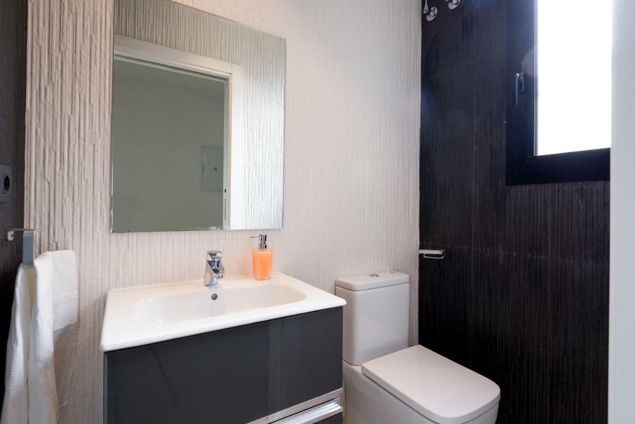 Pedregalejo, Estropada 1 Apartment Малага Екстериор снимка